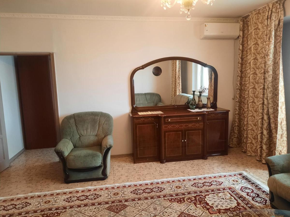 Apartment Shevchenko Panfilova Almaty Bagian luar foto