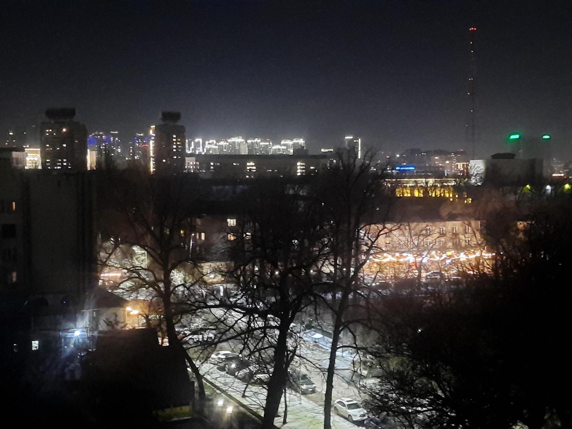 Apartment Shevchenko Panfilova Almaty Bagian luar foto
