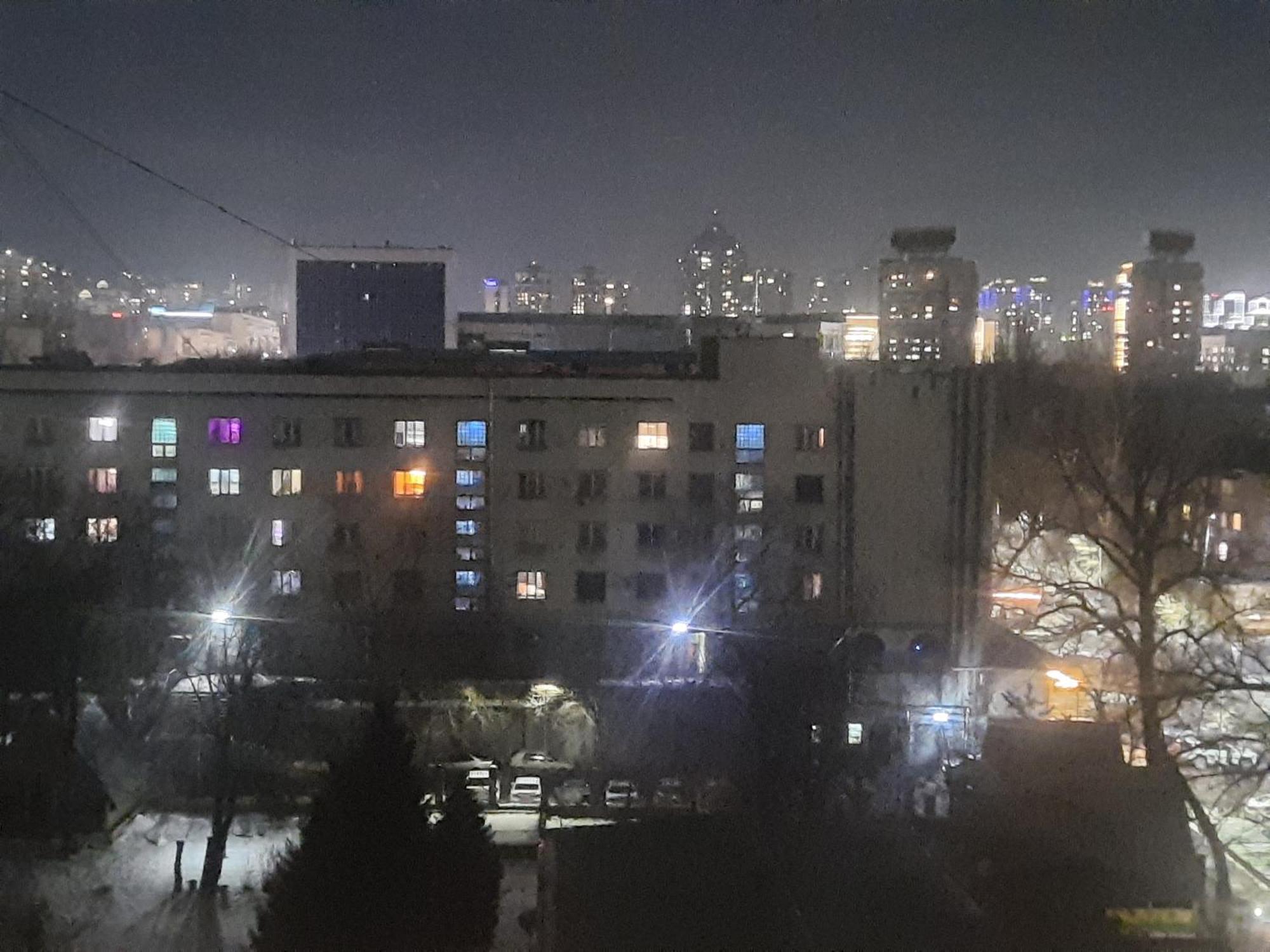 Apartment Shevchenko Panfilova Almaty Bagian luar foto