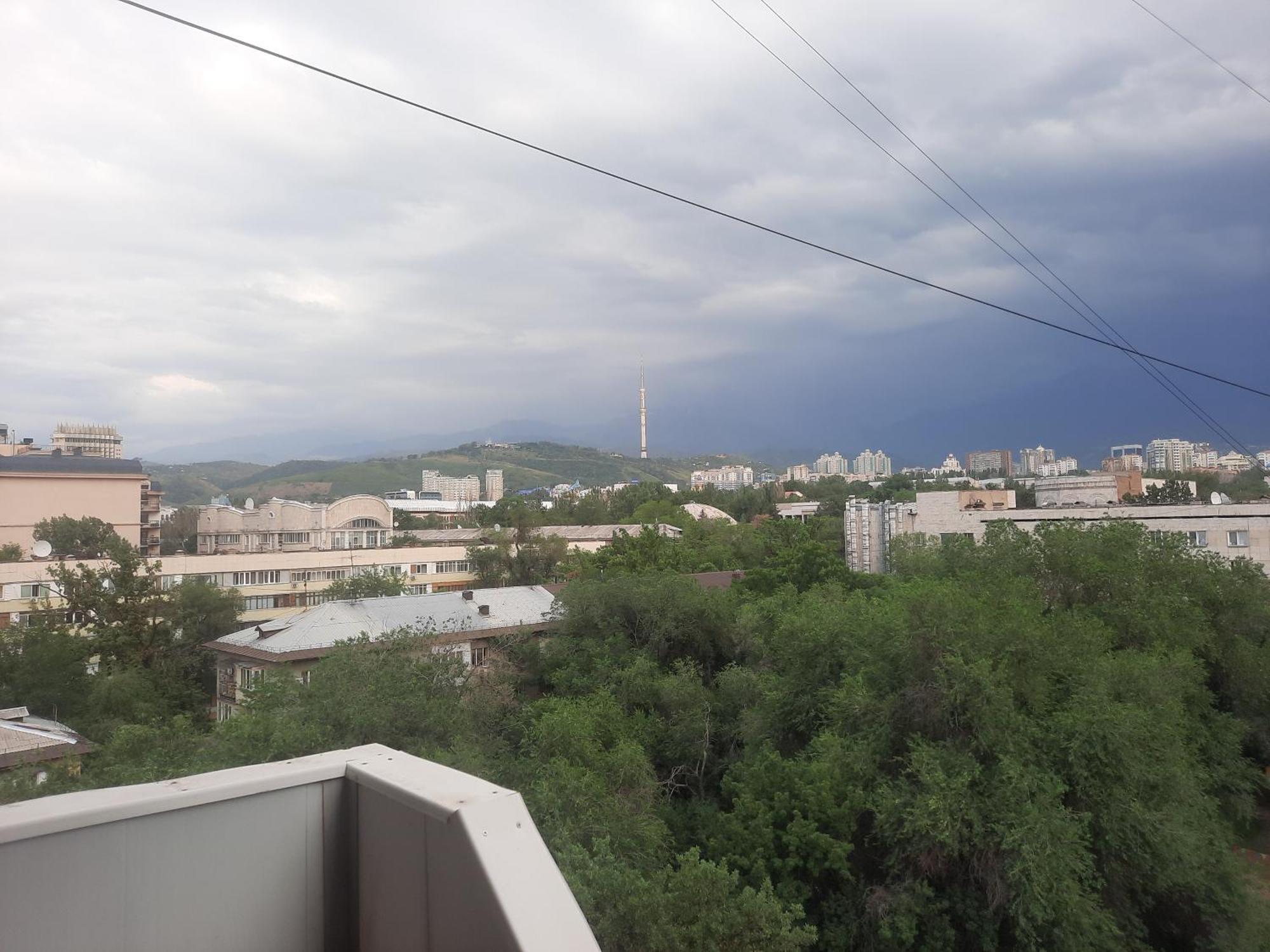 Apartment Shevchenko Panfilova Almaty Bagian luar foto